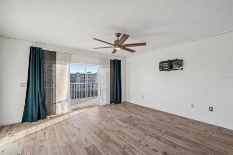 Condominio en venta en Largo, Florida, 3 dormitorios, 170.57 m2 № 1532485 - foto 25