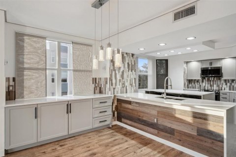 Condominio en venta en Largo, Florida, 3 dormitorios, 170.57 m2 № 1532485 - foto 14
