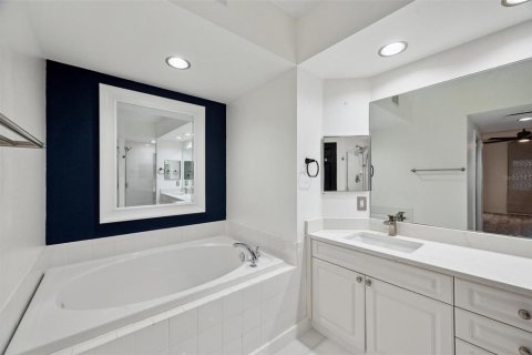 Condominio en venta en Largo, Florida, 3 dormitorios, 170.57 m2 № 1532485 - foto 4
