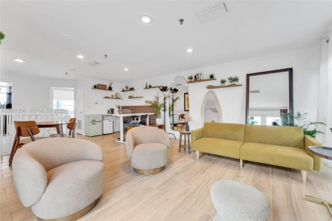 Condo in Miami Beach, Florida, 3 bedrooms  № 2066821 - photo 20