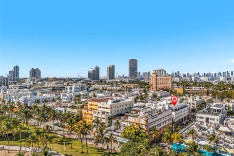 Condo in Miami Beach, Florida, 3 bedrooms  № 2066821 - photo 10