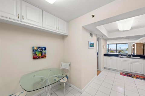 Condominio en alquiler en Sarasota, Florida, 2 dormitorios, 144.46 m2 № 1916363 - foto 21