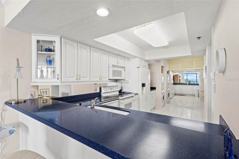 Condominio en alquiler en Sarasota, Florida, 2 dormitorios, 144.46 m2 № 1916363 - foto 17