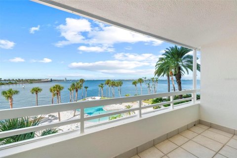 Condominio en alquiler en Sarasota, Florida, 2 dormitorios, 144.46 m2 № 1916363 - foto 12