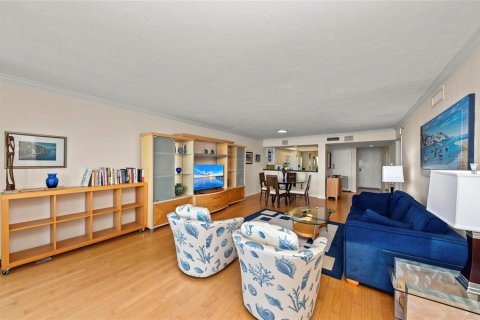 Condominio en alquiler en Sarasota, Florida, 2 dormitorios, 144.46 m2 № 1916363 - foto 15