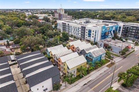 Touwnhouse à vendre à Orlando, Floride: 3 chambres, 182.09 m2 № 2391045 - photo 3
