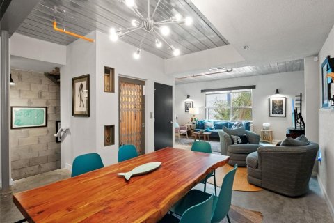 Touwnhouse à vendre à Orlando, Floride: 3 chambres, 182.09 m2 № 2391045 - photo 6