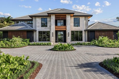 House in Pinecrest, Florida 7 bedrooms, 929.12 sq.m. № 2071400 - photo 4