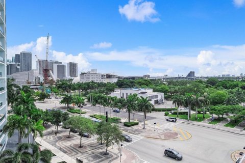 Condo in Miami, Florida, 2 bedrooms  № 1867688 - photo 20