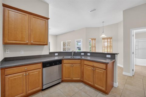 House in Ocala, Florida 4 bedrooms, 206.06 sq.m. № 2113384 - photo 11