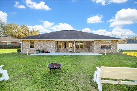 House in Ocala, Florida 4 bedrooms, 206.06 sq.m. № 2113384 - photo 25
