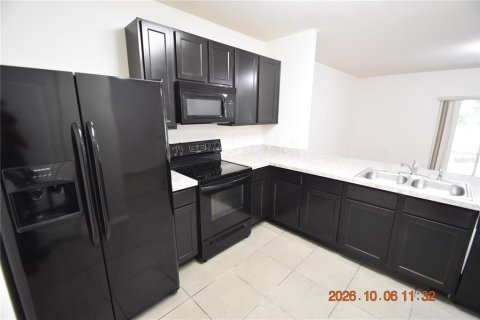 Touwnhouse à louer à Gibsonton, Floride: 3 chambres, 137.31 m2 № 2408777 - photo 26