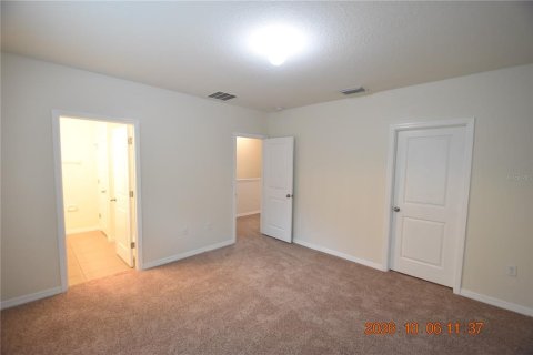 Touwnhouse à louer à Gibsonton, Floride: 3 chambres, 137.31 m2 № 2408777 - photo 3