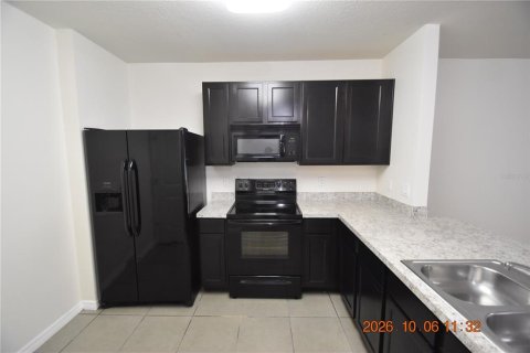 Touwnhouse à louer à Gibsonton, Floride: 3 chambres, 137.31 m2 № 2408777 - photo 24