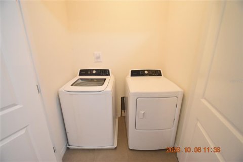 Touwnhouse à louer à Gibsonton, Floride: 3 chambres, 137.31 m2 № 2408777 - photo 29