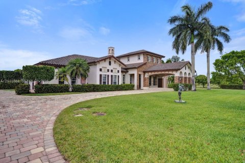 Villa ou maison à Homestead, Floride 5 chambres, 510.68 m2 № 2076585