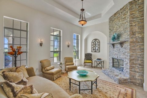 Villa ou maison à vendre à Homestead, Floride: 5 chambres, 510.68 m2 № 2076585 - photo 12