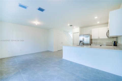 Adosado en venta en Pembroke Park, Florida, 3 dormitorios, 118.54 m2 № 2268424 - foto 19