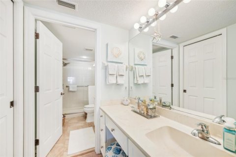 Купить кондоминиум в Сарасота, Флорида 5 комнат, 102.1м2, № 2106241 - фото 25