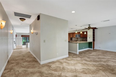 Villa ou maison à vendre à Jupiter, Floride: 2 chambres, 186.64 m2 № 2010289 - photo 30