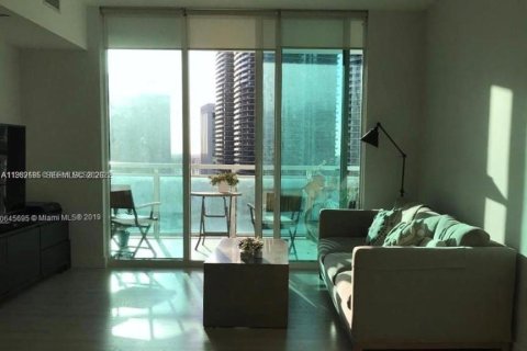 Кондоминиум с 1 спальней в Майами, Флорида № 2049131