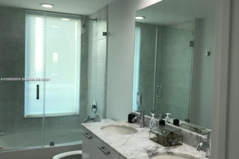 Купить кондоминиум в Майами, Флорида 1 спальня, 71.91м2, № 2049131 - фото 8