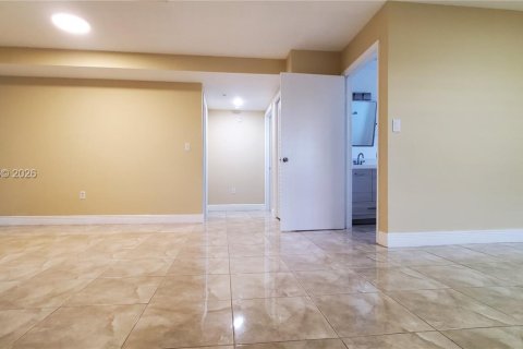 Condo à Miami, Floride, 2 chambres  № 2412486