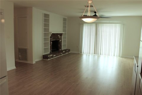 Casa en venta en Temple Terrace, Florida, 3 dormitorios, 108.05 m2 № 1831646 - foto 20