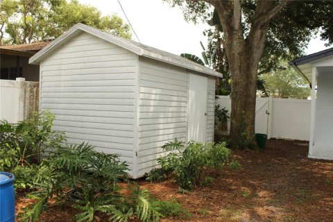 Casa en venta en Temple Terrace, Florida, 3 dormitorios, 108.05 m2 № 1831646 - foto 11