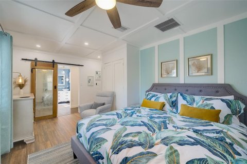 House in Sarasota, Florida 4 bedrooms, 142.51 sq.m. № 2422651 - photo 26