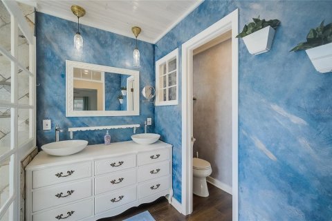House in Sarasota, Florida 4 bedrooms, 142.51 sq.m. № 2422651 - photo 30