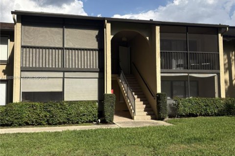 Condo in Greenacres, Florida, 1 bedroom  № 2050861 - photo 2