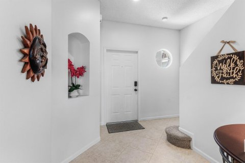 Townhouse in Lake Worth, Florida 3 bedrooms, 144.83 sq.m. № 2259683 - photo 3