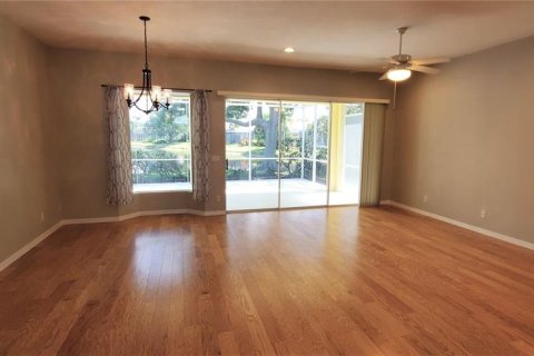 Villa ou maison à louer à Sarasota, Floride: 2 chambres, 162.02 m2 № 1806673 - photo 5