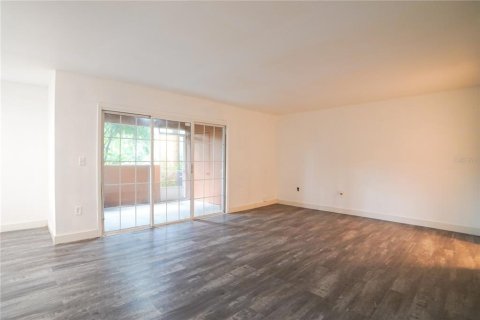 Copropriété à louer à Orlando, Floride: 2 chambres, 108.23 m2 № 1371214 - photo 12