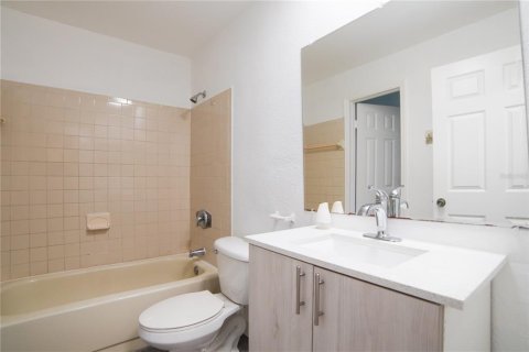 Copropriété à louer à Orlando, Floride: 2 chambres, 108.23 m2 № 1371214 - photo 9