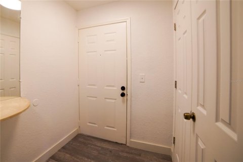 Copropriété à louer à Orlando, Floride: 2 chambres, 108.23 m2 № 1371214 - photo 11