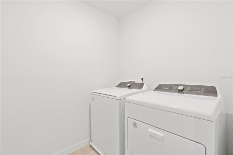 Adosado en alquiler en Clermont, Florida, 3 dormitorios, 137.96 m2 № 1815012 - foto 18
