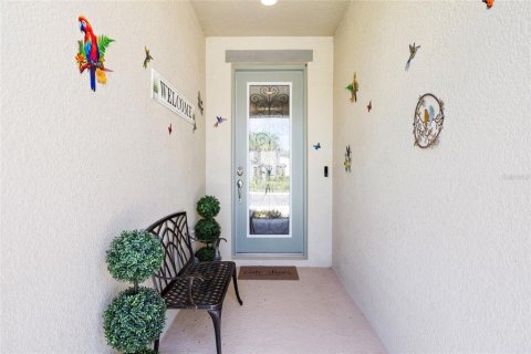 Villa ou maison à vendre à Fish Hawk, Floride: 4 chambres, 235.69 m2 № 2259481 - photo 4