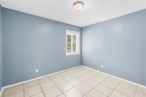 Casa en venta en Saint Petersburg, Florida, 3 dormitorios, 89.19 m2 № 2385873 - foto 14