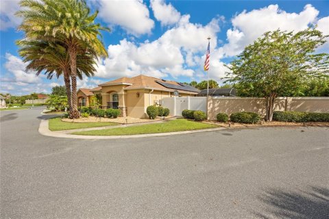 Villa ou maison à vendre à The Villages, Floride: 3 chambres, 131.55 m2 № 1905823 - photo 2