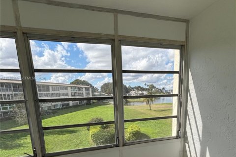 Condominio en venta en Coconut Creek, Florida, 1 dormitorio, 69.49 m2 № 2006012 - foto 20