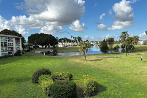 Condominio en venta en Coconut Creek, Florida, 1 dormitorio, 69.49 m2 № 2006012 - foto 21