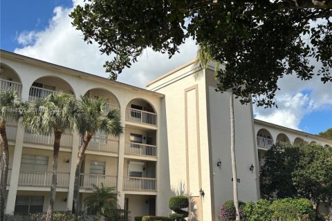 Condominio en venta en Coconut Creek, Florida, 1 dormitorio, 69.49 m2 № 2006012 - foto 2