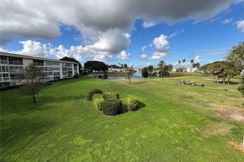 Condominio en venta en Coconut Creek, Florida, 1 dormitorio, 69.49 m2 № 2006012 - foto 22