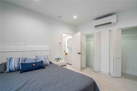 Apartment in Miami Beach, Florida 2 bedrooms № 2000929 - photo 16