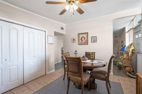 Villa ou maison à vendre à Tampa, Floride: 4 chambres, 196.3 m2 № 1909496 - photo 14