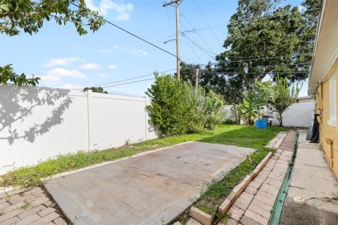 Villa ou maison à vendre à Tampa, Floride: 4 chambres, 196.3 m2 № 1909496 - photo 29