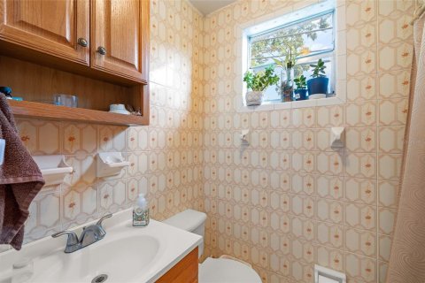 Villa ou maison à vendre à Tampa, Floride: 4 chambres, 196.3 m2 № 1909496 - photo 20