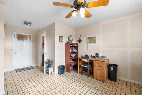 Villa ou maison à vendre à Tampa, Floride: 4 chambres, 196.3 m2 № 1909496 - photo 18